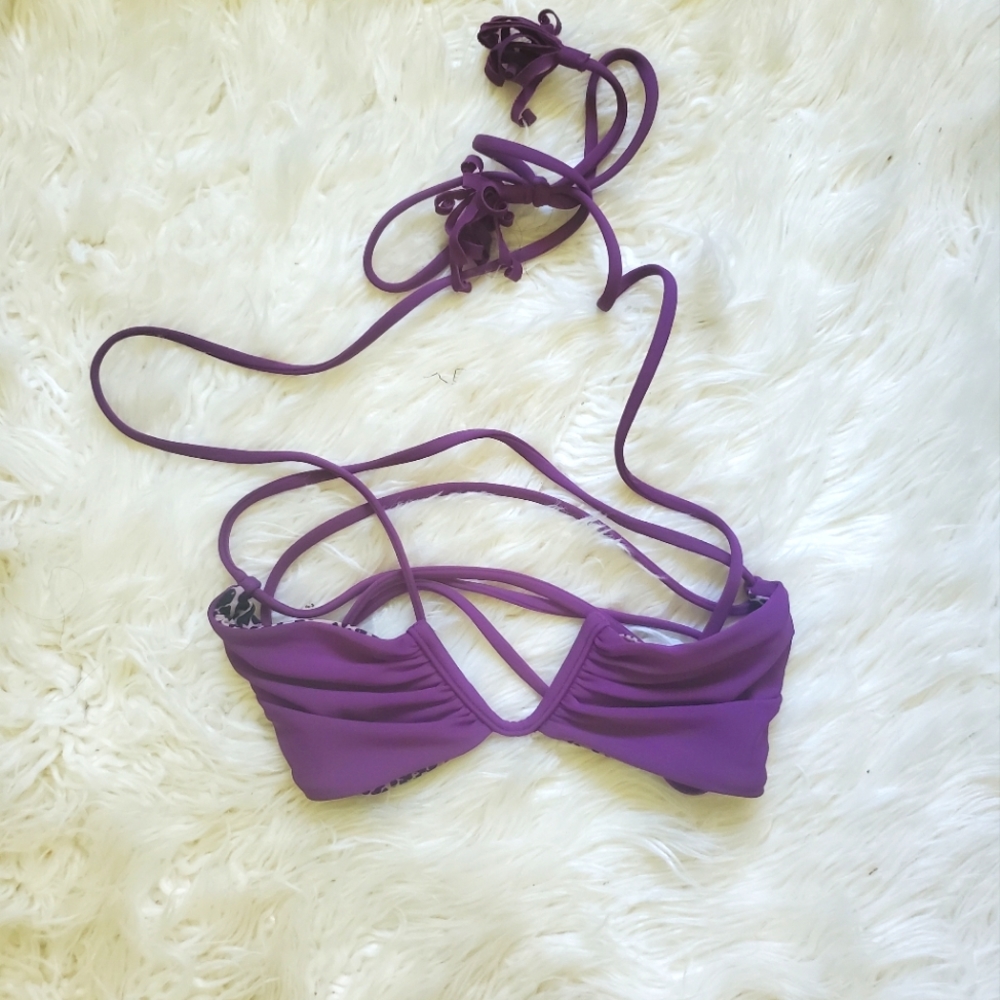 Acacia top